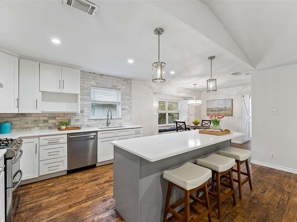 12025  Loch Ness Drive , Dallas Texas 75218