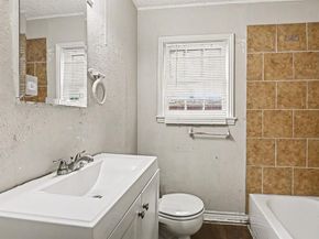 5025 N Langley Road , River Oaks Texas 76114