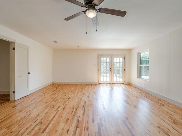 6301  Greenfield Road , Fort Worth Texas 76135