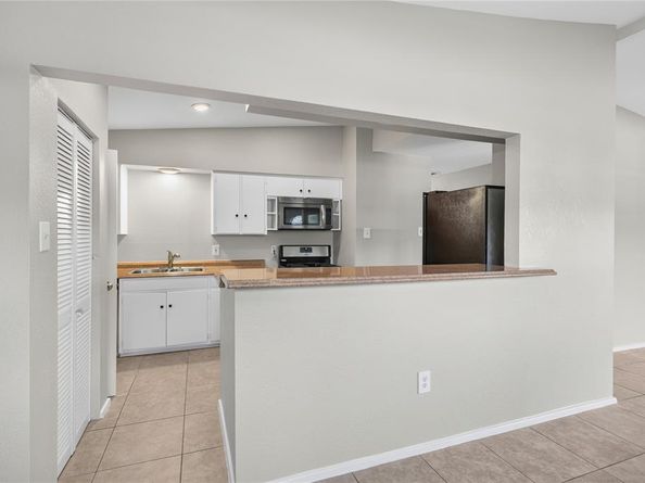 2821  Yale Street , Irving Texas 75061