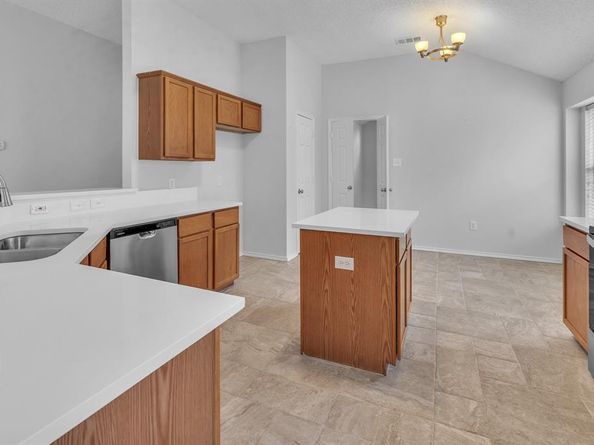 6216  Comfort Drive , Fort Worth Texas 76132