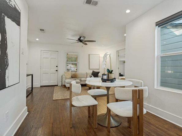 3153  Shadow Wood Drive , Dallas Texas 75224