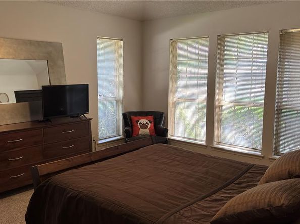 500  Sunlight Court , Arlington Texas 76006