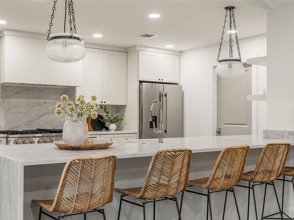 6214  Glennox Lane , Dallas Texas 75214