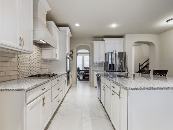 921  Viburnum Drive , Fort Worth Texas 76131