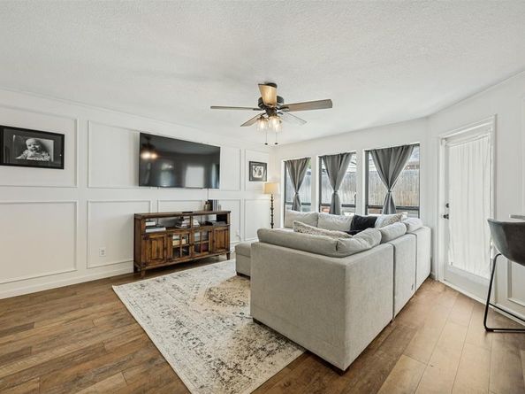 2709  Edinboro Drive , Arlington Texas 76012