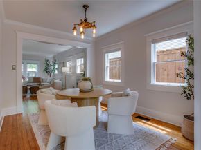 335 S Edgefield Avenue , Dallas Texas 75208