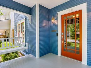 335 S Edgefield Avenue , Dallas Texas 75208