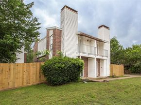 6828  Brentwood Stair Road , Fort Worth Texas 76112
