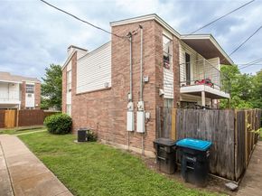 6828  Brentwood Stair Road , Fort Worth Texas 76112