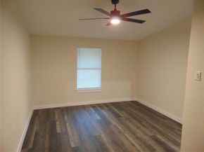 202  Wallace Drive , Garland Texas 75041