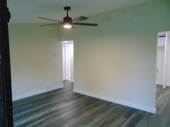 202  Wallace Drive , Garland Texas 75041