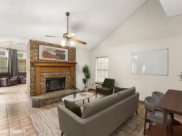 2909  Pitkin Drive , Arlington Texas 76006