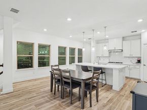 213  Settlers Way , Euless Texas 76040