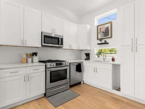 4223  Delano Place  105, Dallas Texas 75204