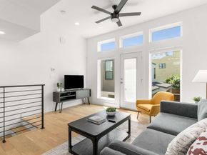 4223  Delano Place  105, Dallas Texas 75204