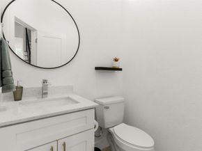 4223  Delano Place  105, Dallas Texas 75204