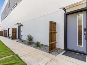 4223  Delano Place  105, Dallas Texas 75204