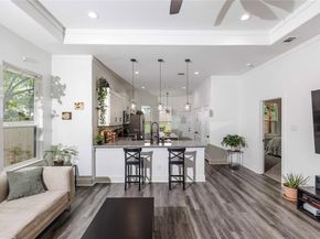 3231  Fairview Avenue , Dallas Texas 75223
