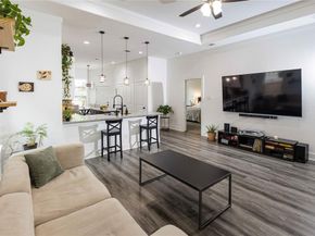 3231  Fairview Avenue , Dallas Texas 75223