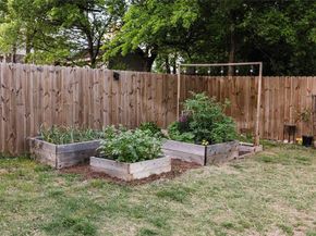 3231  Fairview Avenue , Dallas Texas 75223