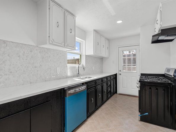 1616  Azalea Lane , Plano Texas 75074