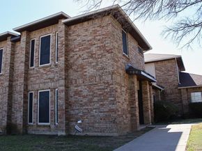 720  Cresent Drive , DeSoto Texas 75115