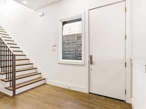 4827  Newmore Avenue , Dallas Texas 75209