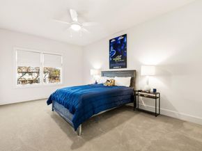 4827  Newmore Avenue , Dallas Texas 75209