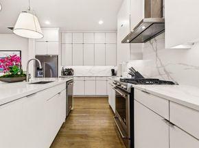 4827  Newmore Avenue , Dallas Texas 75209