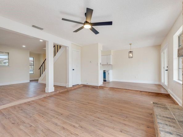 4816  Redwood Drive , Garland Texas 75043