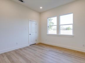1507  Elk Creek Road , Dallas Texas 75253