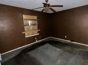 6451  MOONHILL Drive , Dallas Texas 75241