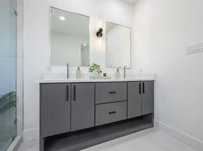 459  Hart Street , Dallas Texas 75203