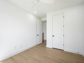 459  Hart Street , Dallas Texas 75203