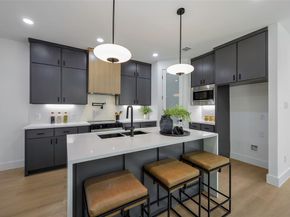 459  Hart Street , Dallas Texas 75203