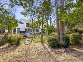 6815  Woodmark Court , Dallas Texas 75230