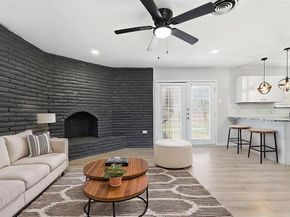 6028  Walraven Circle , Fort Worth Texas 76133