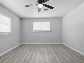 6028  Walraven Circle , Fort Worth Texas 76133