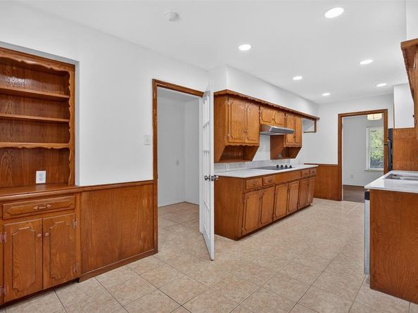 6422  Rock Canyon Circle , Dallas Texas 75232