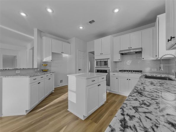 5609  Freedom Lane , Rowlett Texas 75089