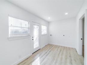 2360  San Marcus Avenue , Dallas Texas 75228