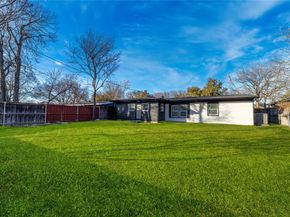 2360  San Marcus Avenue , Dallas Texas 75228