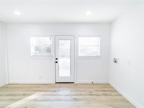 2360  San Marcus Avenue , Dallas Texas 75228