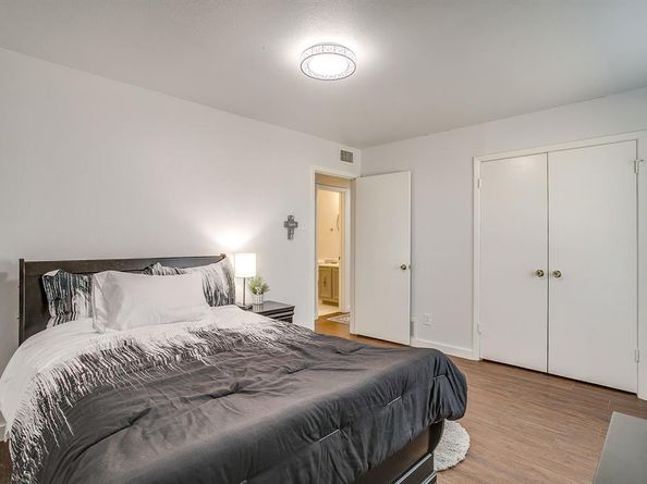 1007  Elk Grove , Richardson Texas 75081