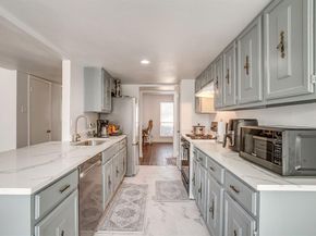 1007  Elk Grove , Richardson Texas 75081