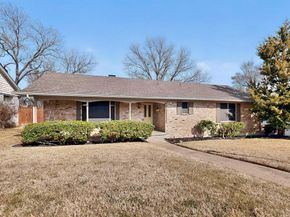 846  Creekridge Drive , Dallas Texas 75218