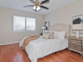 7450  Holly Hill   116, Dallas Texas 75231