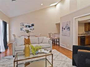 7450  Holly Hill   116, Dallas Texas 75231