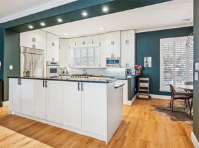 1516  Pecos Street , Dallas Texas 75204